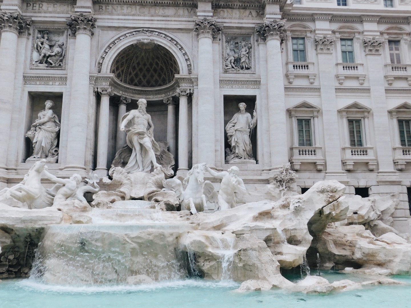Toss a Coin in the Trevi Fountain - FlorenceForFun Tours and Travel